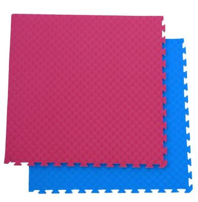 ELLUG Kampfsportmatte 10er Set Sportmatte 2cm mit Randstücken Rot-Blau 1mx1m, wasserdicht, wärmeisolierend, feuchtigkeitsabweisend, erweiterbar von ELLUG