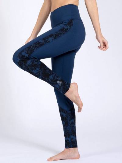 Magadi Leggings Jade Yogaleggings aus Naturmaterial mit 4-Wege Stretch und Bundtasche von Magadi