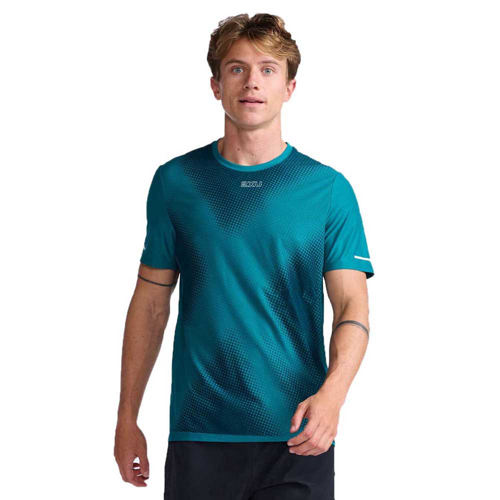 2xu Light Speed Short Sleeve T-shirt Blau XL Mann von 2xu