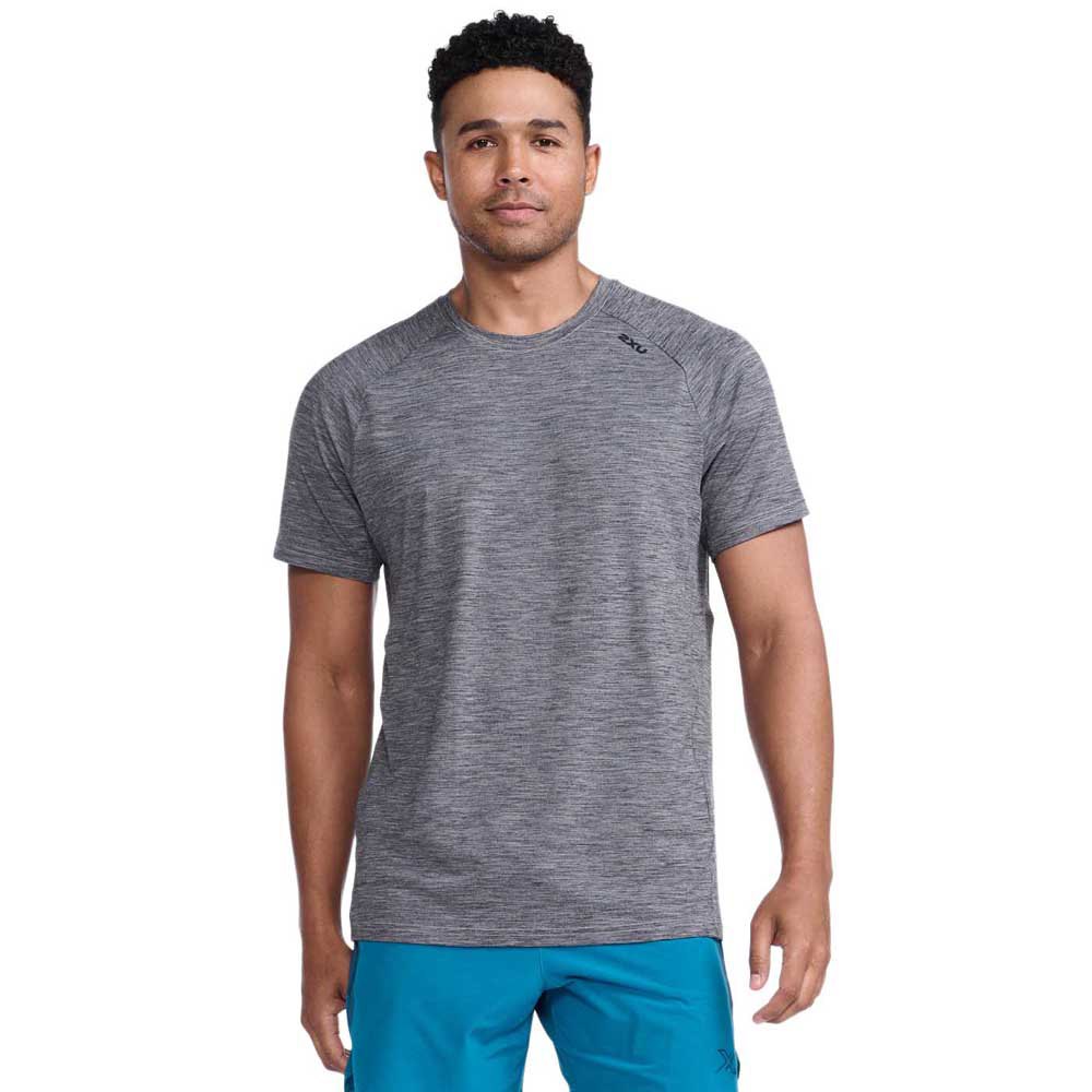 2xu Motion Short Sleeve T-shirt Grau XL Mann von 2xu
