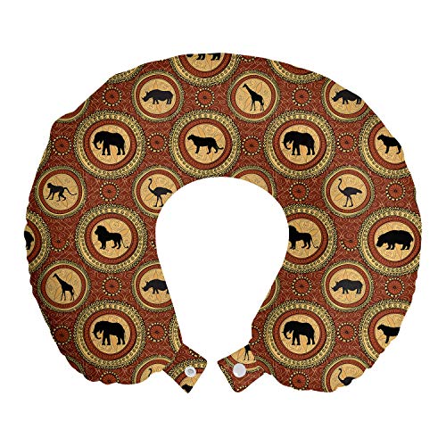 ABAKUHAUS Safari Reisekissen Nackenstütze, AFFE Lion Folk African, Schaumstoff Reiseartikel für Flugzeug und Auto, 30x30 cm, Senf und Brown von ABAKUHAUS