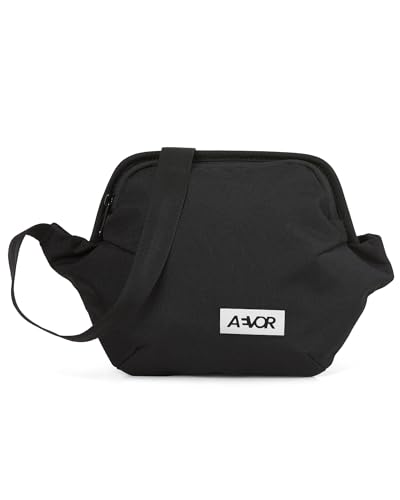 AEVOR Hip Bag Plus Black Eclipse - Wasserabweisende Bauchtasche - Schnell Zugängliches Handyfach - Innenliegende Meshtasche - Nachhaltiges Material von AEVOR