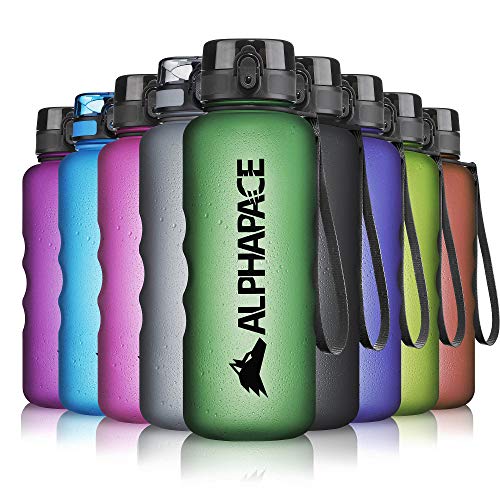 ALPHAPACE Trinkflasche, auslaufsichere 1.500 ml Wasserflasche, BPA-freie Flasche für Sport, Fahrrad & Outdooraktivitäten, Sportflasche mit Fruchteinsatz, in Dark-Green von ALPHAPACE
