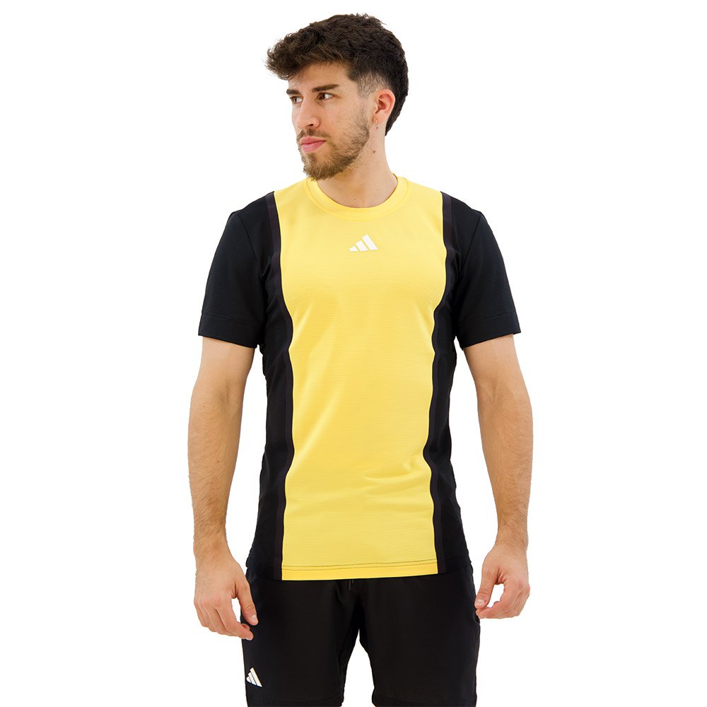 Adidas Freelift Pro Short Sleeve T-shirt Gelb M Mann von Adidas