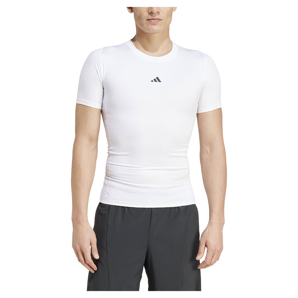 Adidas Techfit Short Sleeve T-shirt Weiß XS / Regular Mann von Adidas
