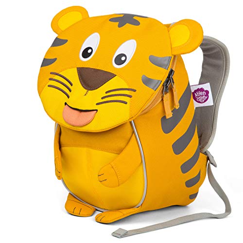 Affenzahn Kleiner Freund Kindergarten-Rucksack für 1-3 Jährige Ergonomisch Reflektierend Ziehzunge mit Namensschild Tiger - Gelb von Affenzahn