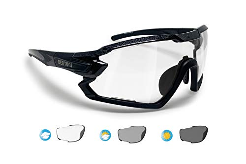 BERTONI Fahrradbrille Sport Sonnenbrille Radbrille MTB mit Sehstärke für Brillenträger mod. Quasar (Schwartz/Selbsttönende) von BERTONI