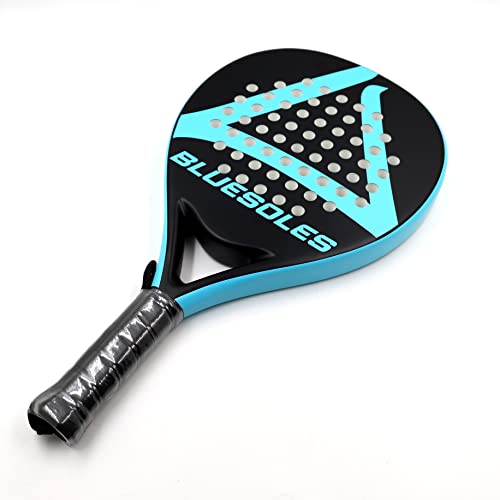 Bluesoles Padel Tennis Schläger aus Carbon mit schwarzem Griffband inkl. Bluesoles Schläger Tasche. Padel Schläger optimal geeignet für Anfänger, Fortgeschrittene, Erwachsene & Kinder. 365 g von Bluesoles