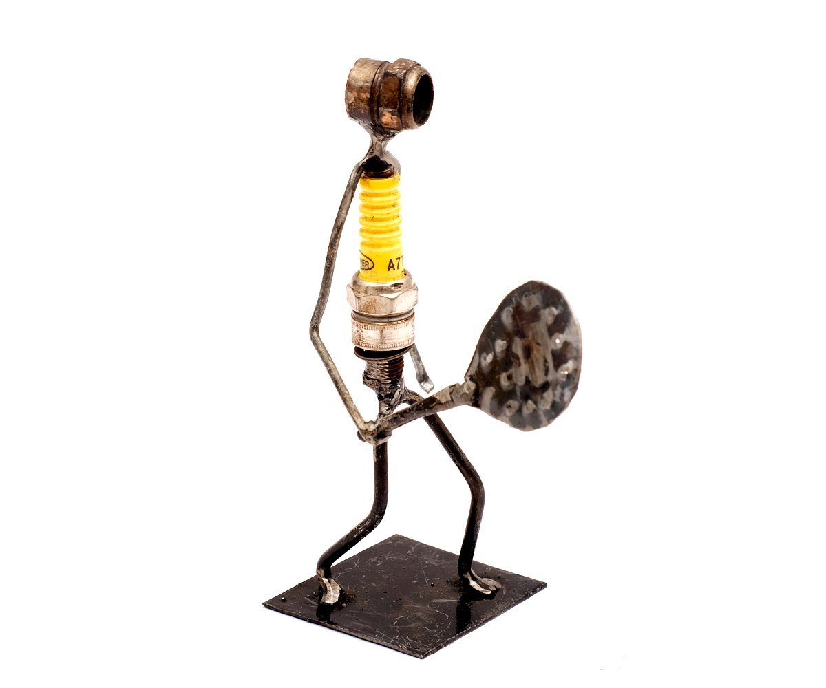 Brillibrum Dekofigur Metallfigur Zündkerzen Figur Upcycling Metallfigur Deko Metall (1 St) von Brillibrum