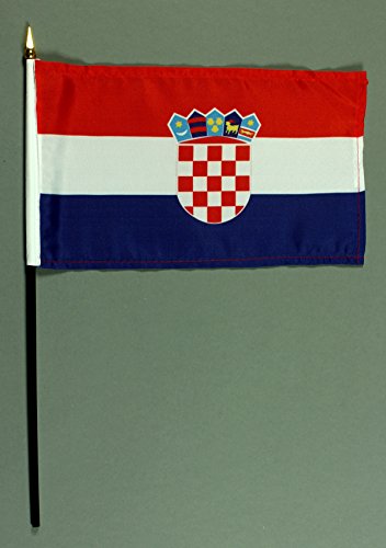 Buddel-Bini Handflagge Tischflagge Kroatien 15x25 cm mit 37 cm Mast aus PVC-Rohr, ohne Ständerfuß von Buddel-Bini