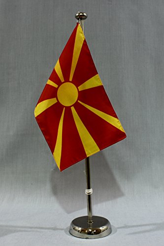 Buddel-Bini Mazedonien 15x25 cm Tischflagge (CH) mit 42 cm Chrom Tischflaggenständer, edle Ausführung von Buddel-Bini