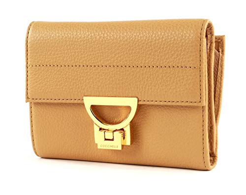 Coccinelle Arlettis Flap Wallet Warm Beige von Coccinelle