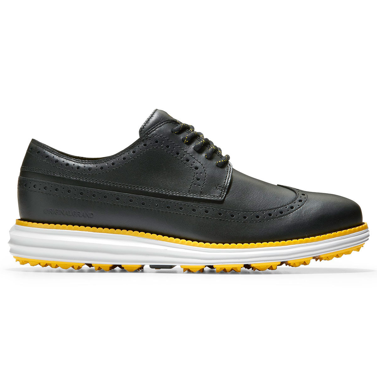 Cole Haan Mens Black and White OriginalGrand Wing Oxford Golf Shoes, Size: 7 | American Golf von Cole Haan