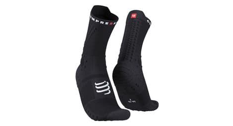 paar compressport pro racing socken v4 0 trail schwarz von Compressport