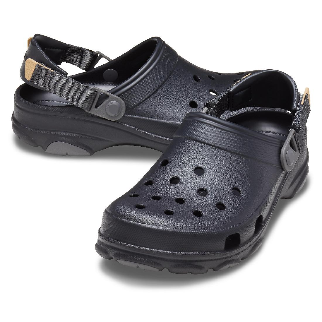 Crocs Classic All Terrain Clog Roomy Fit Unisex Sandale Hausschuh 206340 Schwarz von Crocs