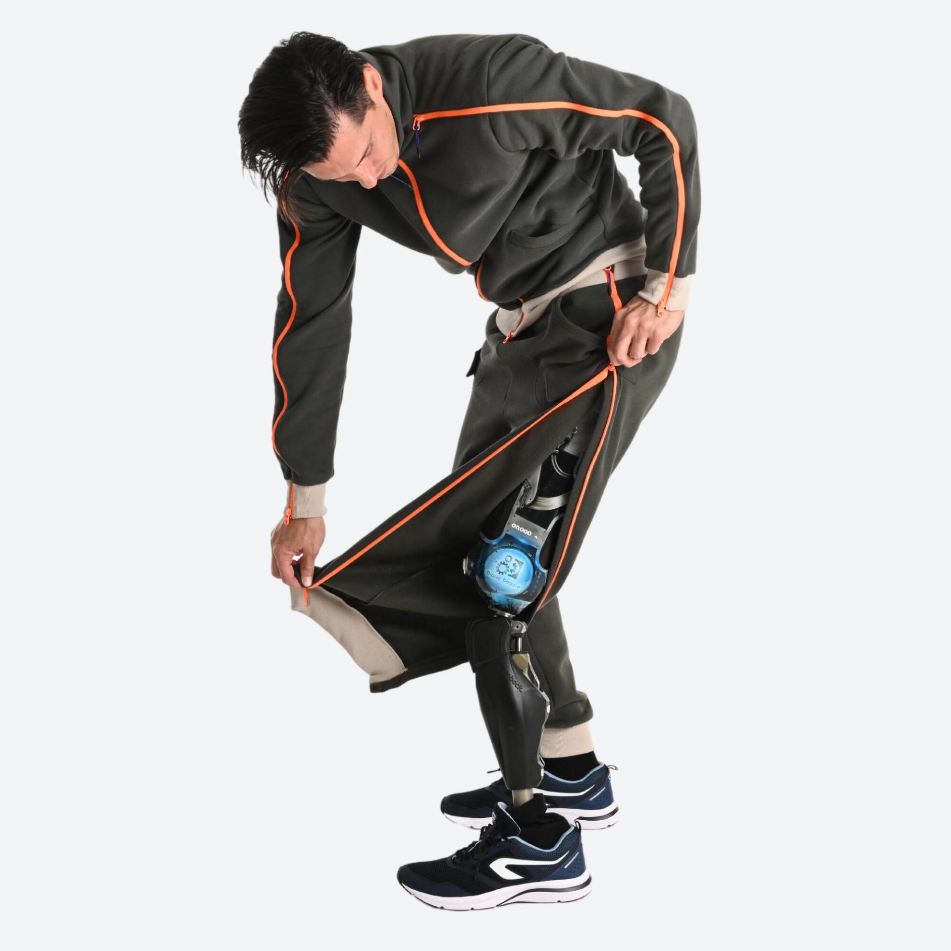Jogginghose Herren Reissverschlussöffnungen einfaches Anziehen - dunkelgrün von Decathlon