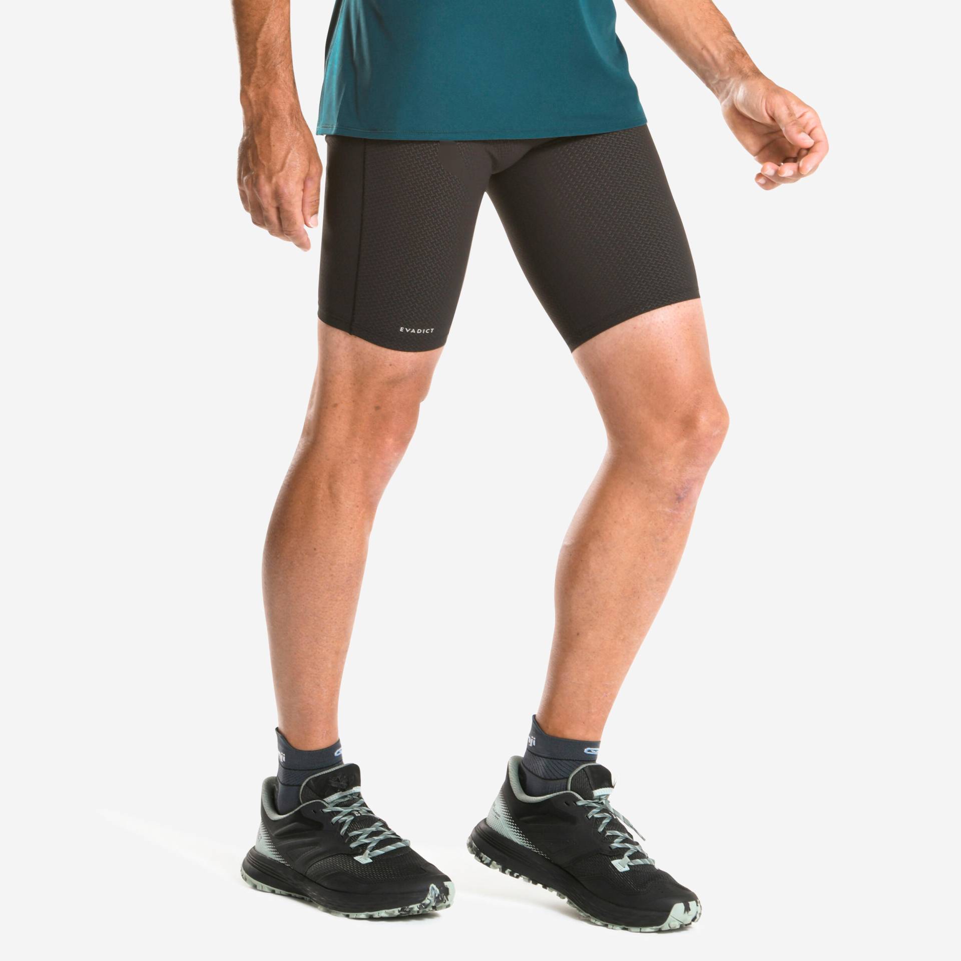 Laufshorts 2-in-1 Trailrunning Herren - Emboss schwarz/bronze von Kiprun