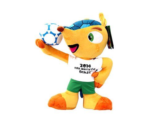 FIFA Fuleco Fußballweltmeisterschaft Brasilien 2014 Plüsch Spielzeug mit Ball, 700 von FIFA