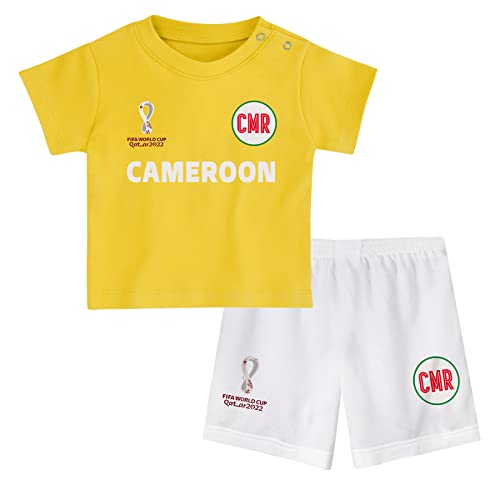 FIFA Kinder Offizielles World Cup 2022 T-Shirt und Shorts – Kamerun – Auswärts Country Tee & Shorts Set, gelb, 12 Months von FIFA