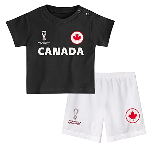 FIFA Kinder Offizielles World Cup 2022 T-Shirt und Shorts – Kanada – Auswärts Country Tee & Shorts Set, Weiß, 18 Months von FIFA