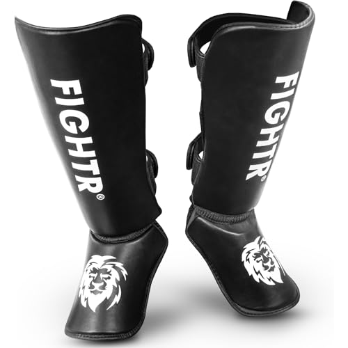 FIGHTR® Schienbeinschoner - mit perfektem Sitz und idealer Polsterung | Dicker Schienbeinschutz für Kicks im Kickboxen, MMA, Muay Thai und weitere Kampfsportarten (L, Black) von FIGHTR