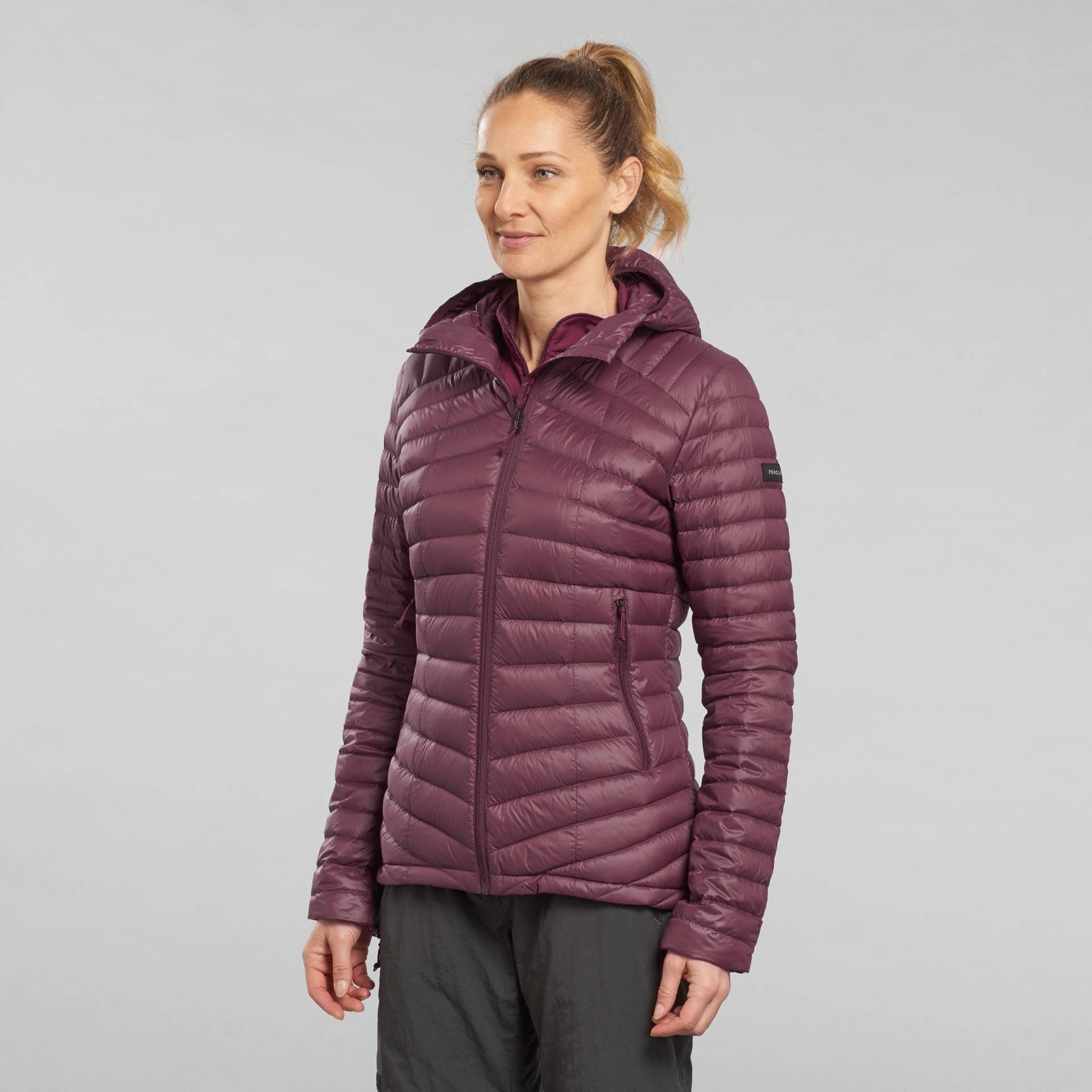 Daunenjacke Damen Kapuze bis -5 °C Trekking - MT100 von FORCLAZ