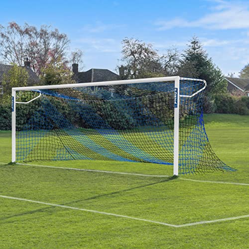 FORZA 7,3m x 2,4m vollgroßes gestreiftes Fußballtor Netz (3mm) (Einzeln) - eine Auswahl von 10 Kombinationen, um die Farbe Ihrer Mannschaft zu passen (Blau/Weiß) von FORZA