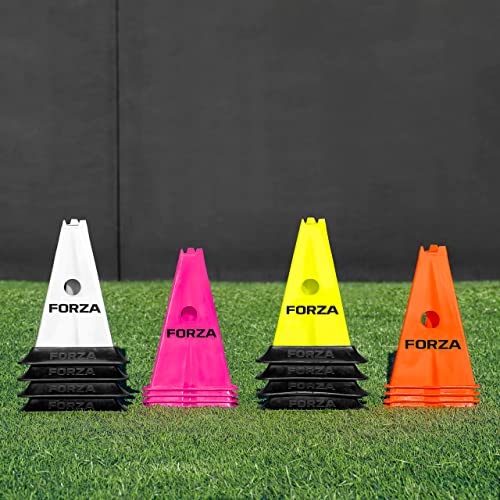 FORZA Pro Dreieckige Markierungshütchen 30 cm - 4 oder 8 Stück mit optionaler Gummibasen (Mit Gummibasen, Rosa, 4 Stück) von FORZA