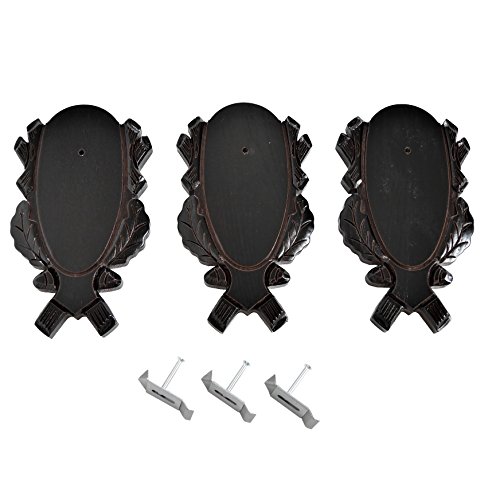 3 Stück geschnitzte Rehbock Trophäenschilder dunkel + 3 Stück Gehörnklammern 3 Stück geschnitzte Rehbock Trophäenschilder dunkel + 3 Stück Gehörnklammern von GTK - Geweihe & Trophäen KRUMHOLZ
