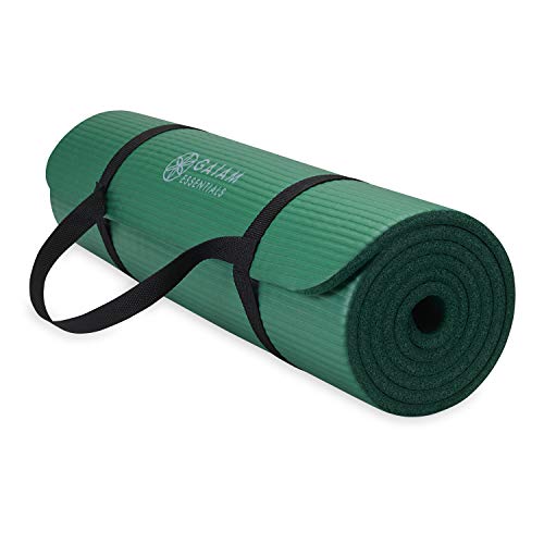 Gaiam Essentials, dicke Yogamatte, Fitness- und Trainingsmatte mit leicht zu verwendendem Yogamatten-Tragegurt, 183 cm L x 61 cm B x 1 cm dick, Grün von Gaiam