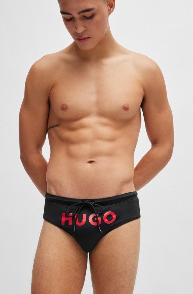 HUGO Badehose LAGUNA mit großem kontrastfarbenem HUGO Logo-Schriftzug von HUGO