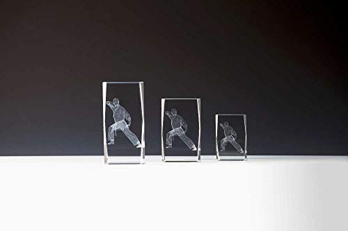 Henecka Karate Kampfsport-Pokal, Glastrophäe 3D-Lasermotiv Karate, Kristallglas, mit Blauer Geschenkbox, Größe 10 cm von Henecka