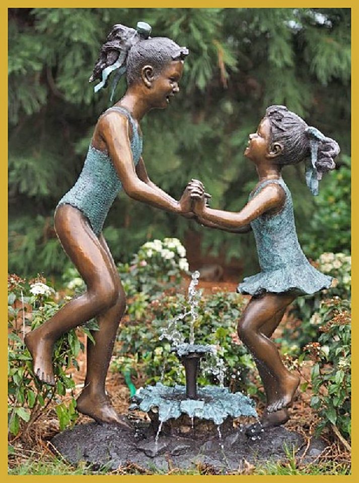 IDYL Gartenfigur IDYL Bronze-Skulptur Mädchen in Badeanzug wasserspeiend, Bronze von IDYL