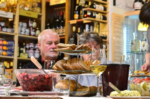 JOCHEN SCHWEIZER Geschenkgutschein: Weinverkostung mit kulinarischer Begleitung Berlin Pankow von JOCHEN SCHWEIZER
