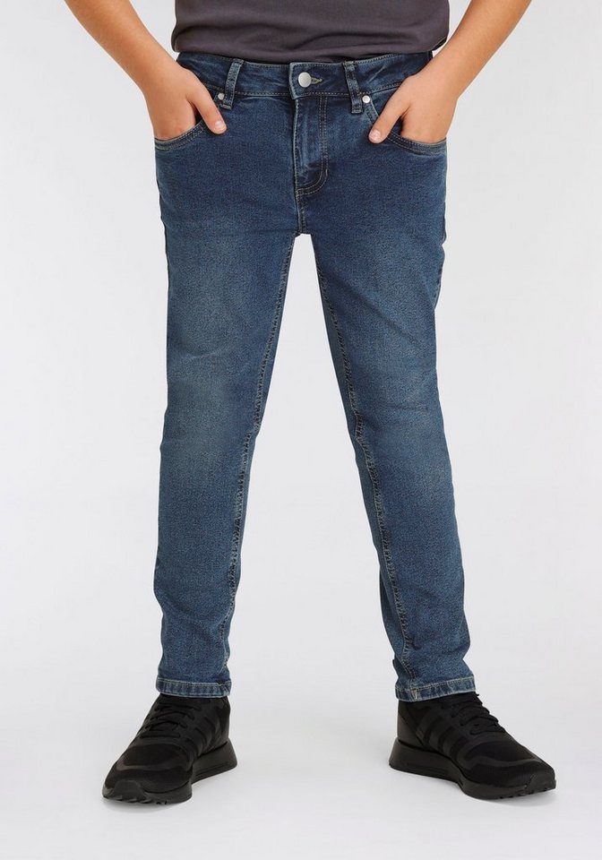 KIDSWORLD Stretch-Jeans für Jungen mit schmalem Bein von KIDSWORLD