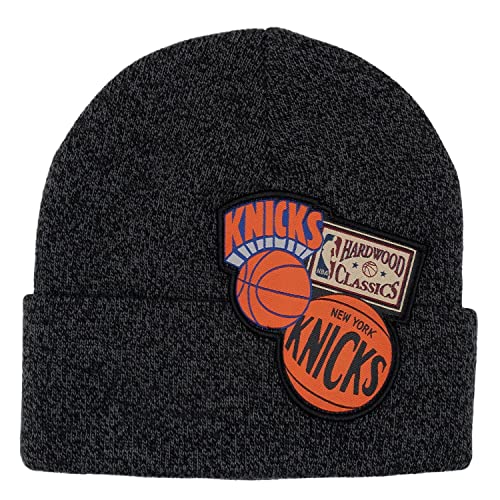 Mitchell & Ness Wintermütze - Logo Patch New York Knicks von Mitchell & Ness