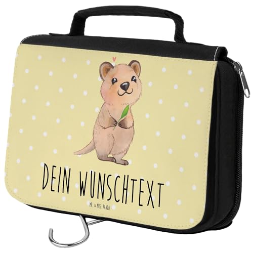 Mr. & Mrs. Panda Personalisierter Kulturbeutel Quokka Happy - Personalisierte Geschenke, Personalisierter Organizer, Kulturbeutel mit Namen, Tiere, von Mr. & Mrs. Panda