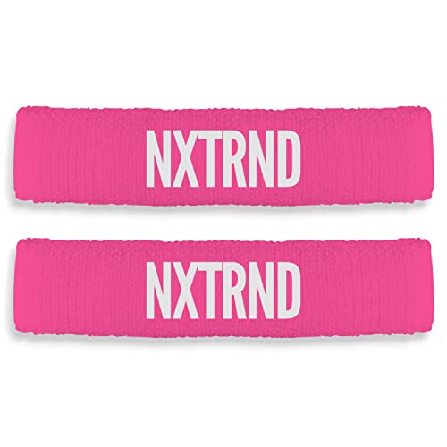 Nxtrnd Bizepsbänder für Fußball, schmale Arm-Schweißbänder, verkauft als Paar (Rosa), Einheitsgröße von NXT NXTRND