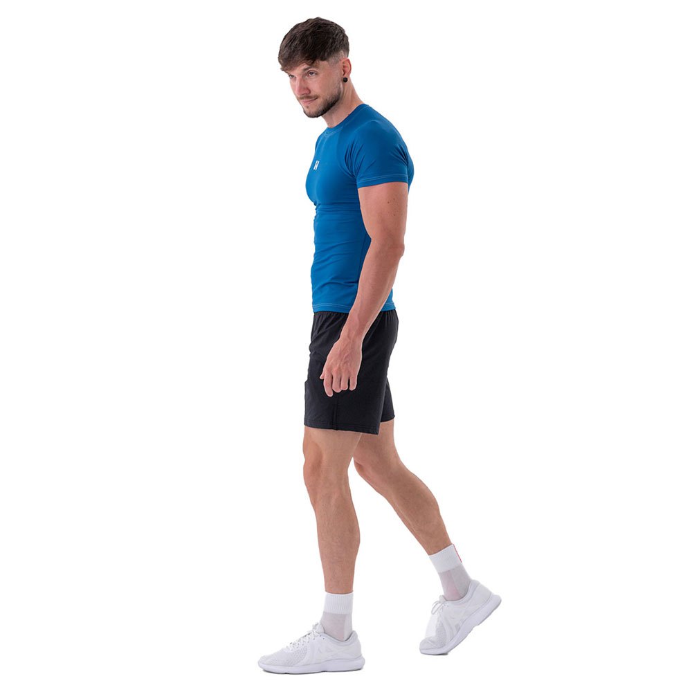 Nebbia Functional Slim-fit 324 Short Sleeve T-shirt Blau M Mann von Nebbia