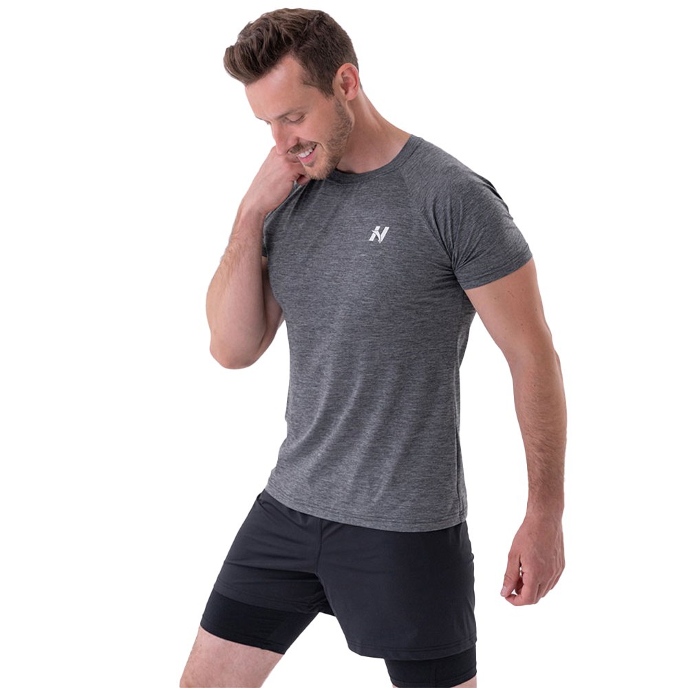 Nebbia Lightweight Sporty 325 Short Sleeve T-shirt Grau XL Mann von Nebbia
