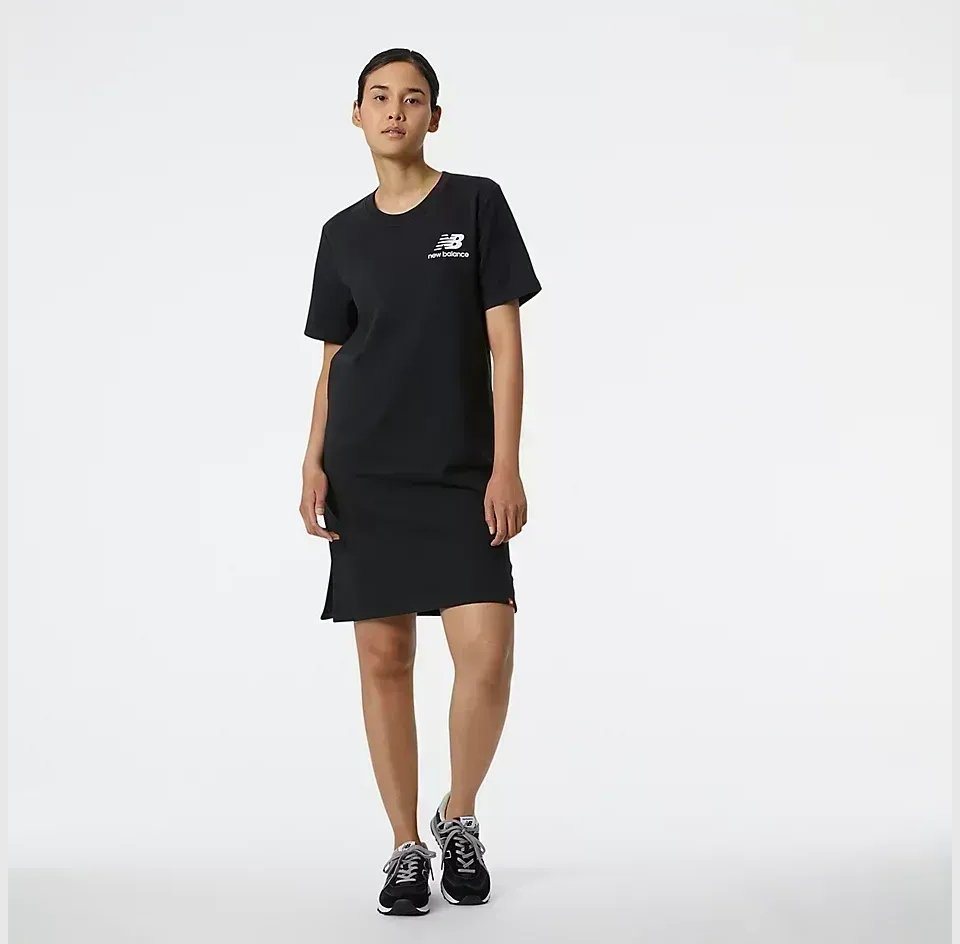 New Balance Tenniskleid NB Essentials Celebrate Dress von New Balance