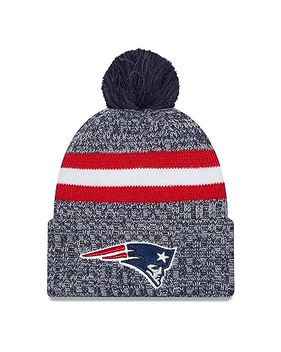 New Era New England Patriots NFL 2023 Sideline Sport Knit OTC Blue Red Beanie - One-Size von New Era