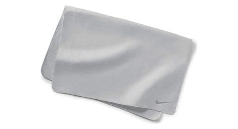 nike swim towel large grey pool towel von Nike Swim