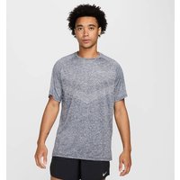 NIKE Herren Sweatshirt M NK DFADV STRIDE SS TOP von Nike