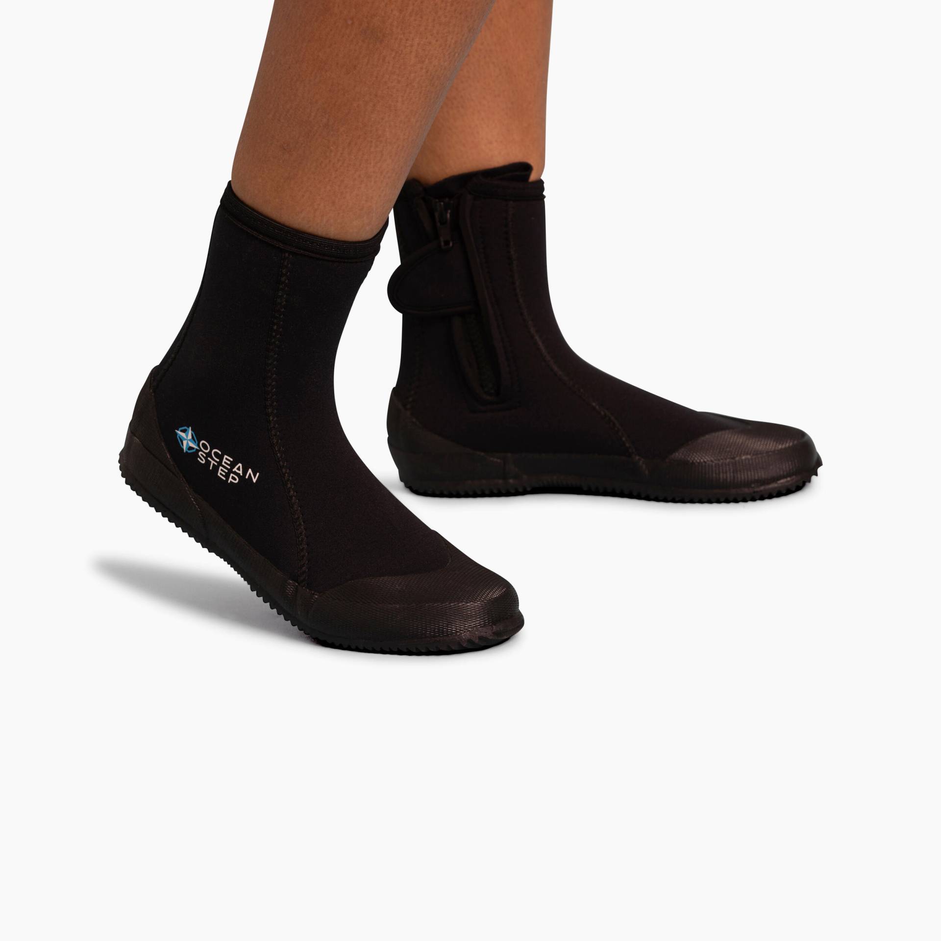 Gebraucht - Neoprenschuhe 5 mm Water Walking schwarz - GUT von OCEAN STEP