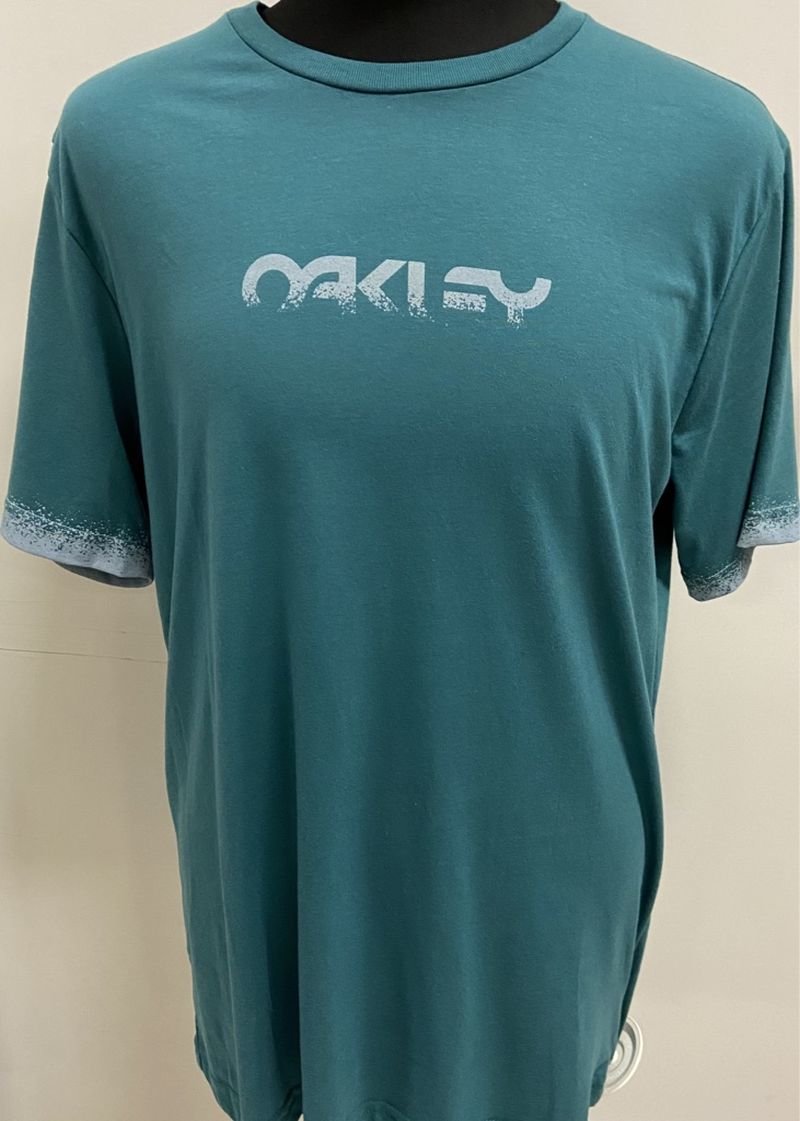 Oakley Segrade Logo T-Shirt Größe M von Oakley