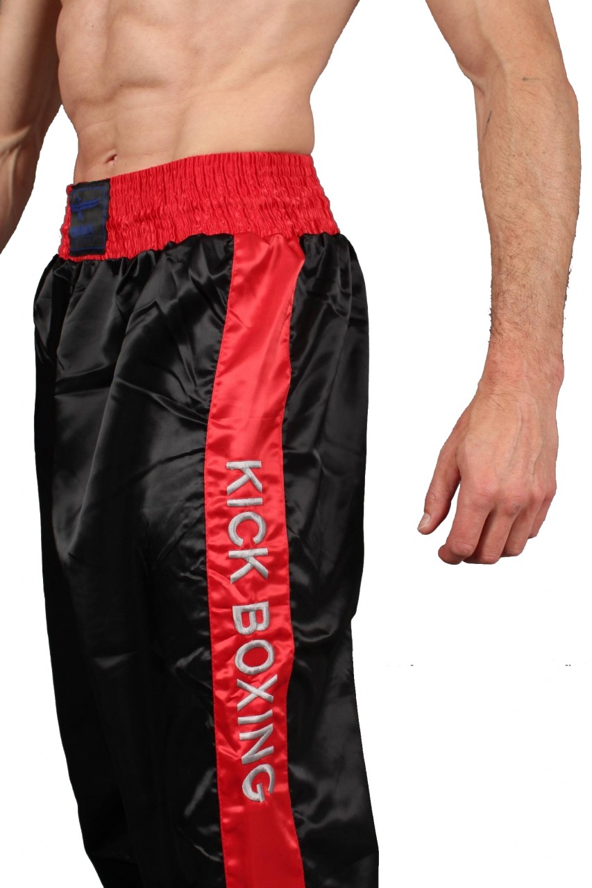 Phoenix Kickboxhose schwarz-rot mit Bestickung von PHOENIX