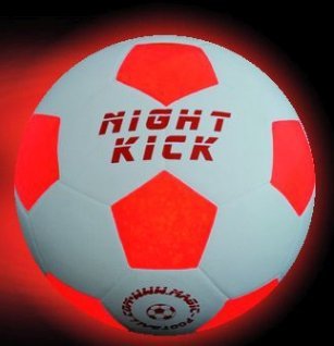 Premium LED GmbH Leuchtfussball Night Kick das Original,seit 7 Jahren bewährt- Tausende begeisterte Kunden-jetzt mit BALLPUMPE und Ersatzbatterien Premium LED GmbH Leuchtfussball Night Kick das Original,seit 7 Jahren bewährt- Tausende begeisterte Kunden-jetzt mit BALLPUMPE und Ersatzbatterien von Premium LED GmbH