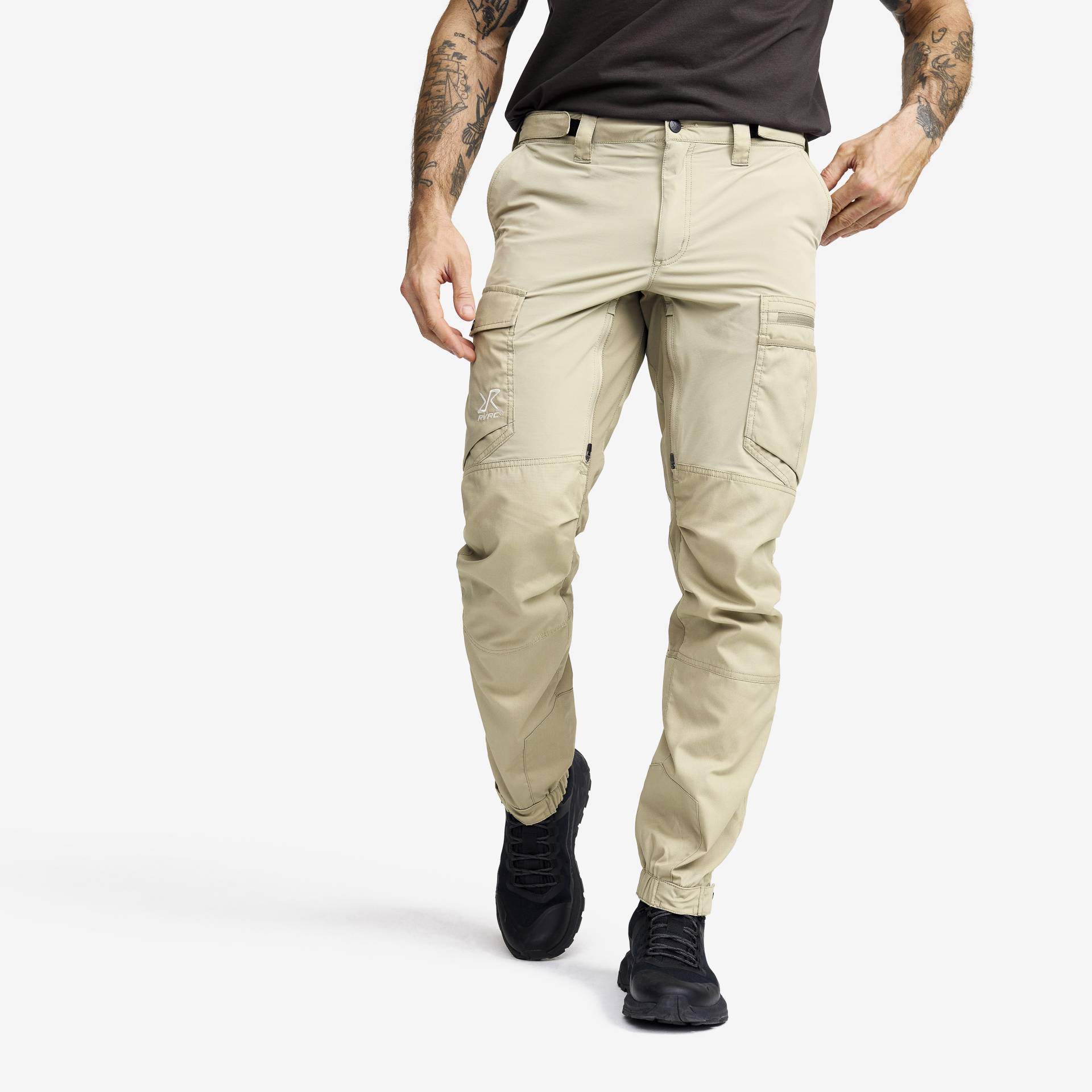 Rambler Lightweight Pro Pants Herren Aluminium, Größe:XS - Outdoorhose, Wanderhose & Trekkinghose von RevolutionRace
