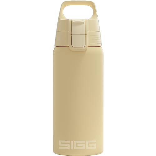 SIGG - Isolierte Trinkflasche - Shield Therm One Opti Yellow - Für kohlensäurehaltige Getränke geeignet - Auslaufsicher - Spülmaschinenfest - BPA-frei - 90% recycelter Edelstahl - Gelb - 0.5L von SIGG
